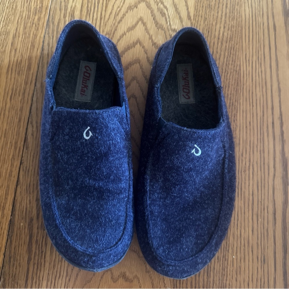 OluKai Men’s Deep Navy Felt Slip-On Loafers